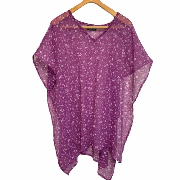 azura Other - 5 for $15  
Azura one size sheer floral swim cover